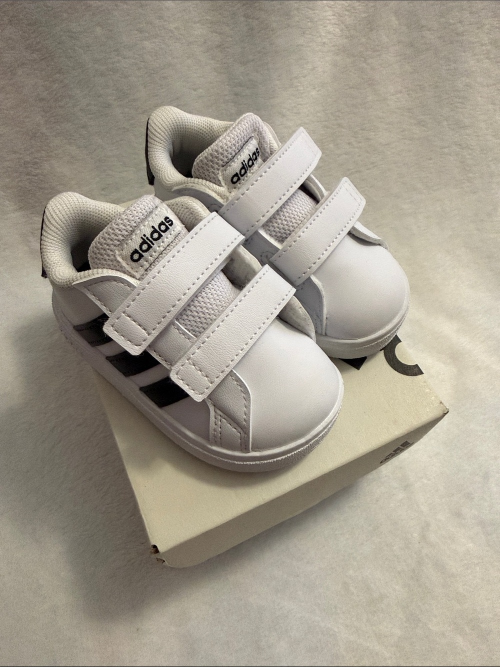 Adidas Grand Court White and Black Stripes Sneakers - Infant Size 4K